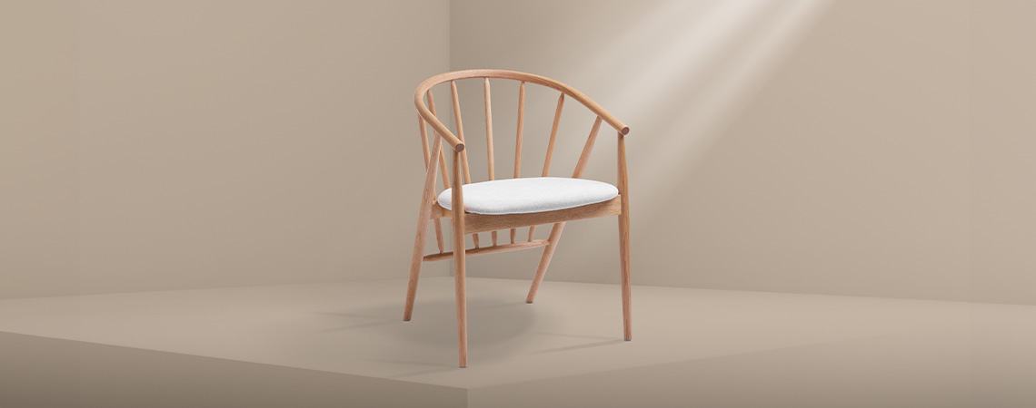 Καρέκλα τραπεζαρίας δρυός με κάθισμα σε κρεμ χρώμα 