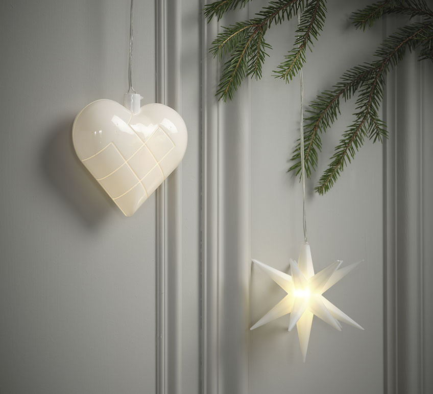 Χριστουγεννιάτικα λαμπάκια σε σχήμα καρδιάς και αστεριού